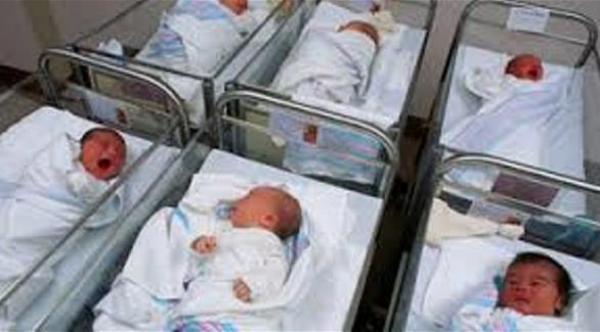 ثلاثينية تلد ستة توائم بصحة جيدة