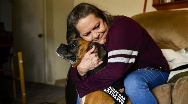 تتمكن من استعادة بصرها بعد 15 عاماً من فقدانه بسبب تشخيص خاطئ