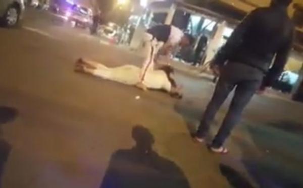 خطير ما يقع... فيديو جديد يهز الفيسبوك لشاب بالدشيرة الجهادية يعتدي على سيدة بالشارع العام