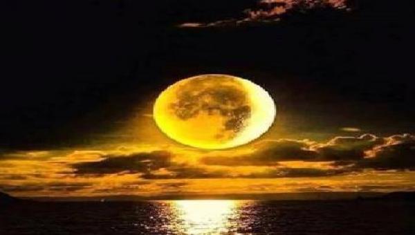 ‪معجزة الرسول (ص) التي أثبتها الأمريكيون بعد أن أنفقوا 100 مليار دولار