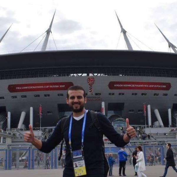 صحافي مصري يتعرض لسرقة حقيبته بالمغرب ويعرض على سارقها شرائها بهذا المبلغ!