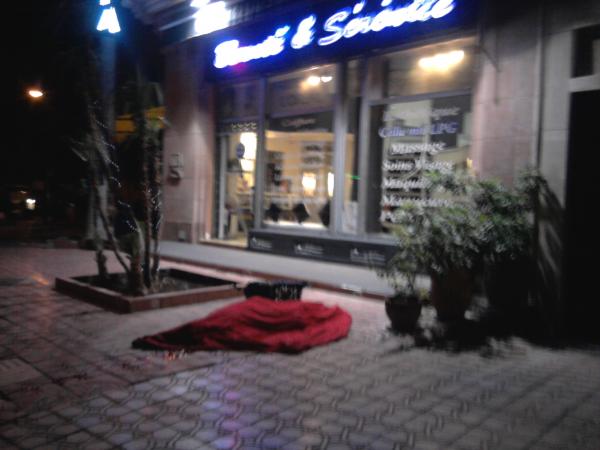 انتحار فرنسي بإلقاء نفسه من سطح فندق بإنزكان