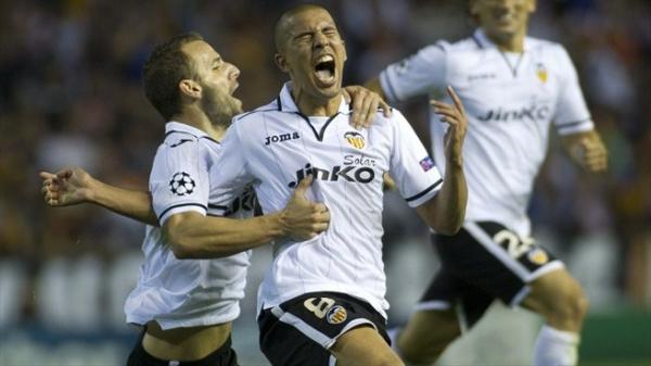 فاغولي أفضل لاعب عربي للعام 2012 وتاعربت يتذيل الترتيب