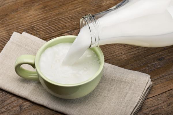 أيهما أفضل .. الحليب كامل الدسم أو قليل الدسم ؟