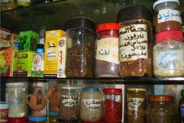 الأطباء يثورون بسبب عشابي الإذاعات الخاصة