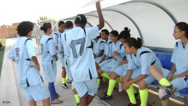 كرة القدم النسوية بالمغرب تواجه صعوبات عديدة 