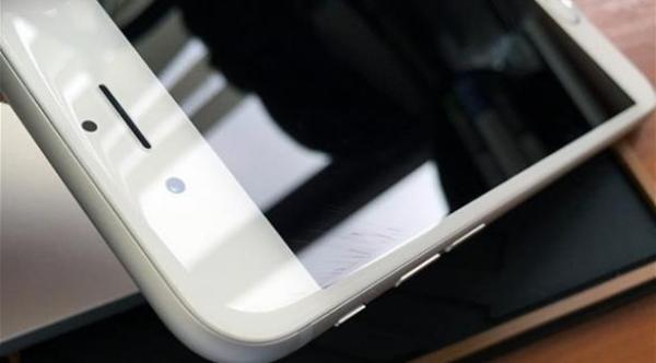 مستخدمون يشتكون من تعرض "آي فون 6" للخدش بسهولة