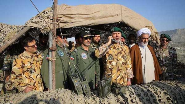 طبول الحرب تقرع بالشرق الأوسط: الحرس الثوري الإيراني يعد بتدمير إسرائيل قريبا وفرار "ناتانياهو" سباحة