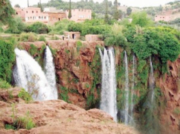 قبائل مغربية "تشرب" عقود الزواج في آنية من الطين