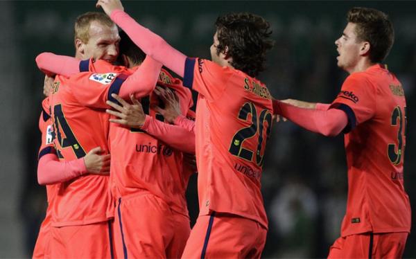 مدافع نادي برشلونة يغيب لثلاثة أسابيع بسبب الإصابة