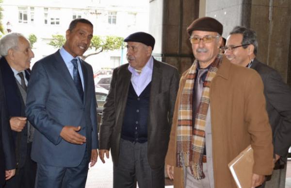 المركزيات النقابية تحدد موعد إضرابها العام وتتوعد بنكيران بالتصعيد