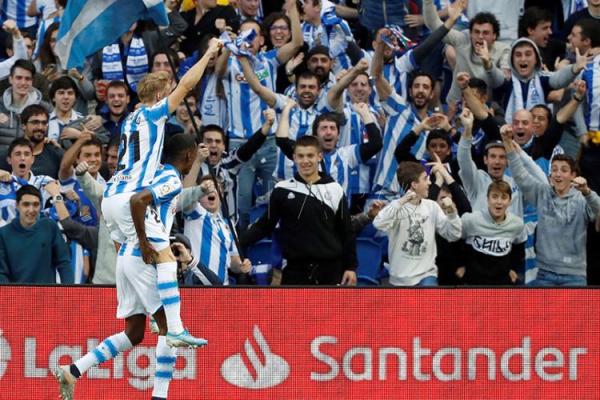 فريق إسباني يحل بتطوان وينتقل إلى سبتة عبر المعبر الحدودي لخوض مباراة كأس الملك