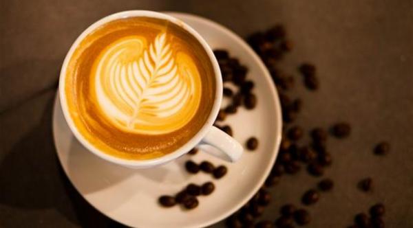 ستاربكس تقدم مشروباً يحتوي على 25 ملعقة سكر