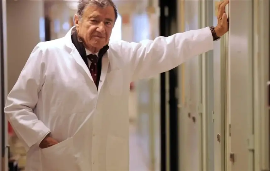 وفاة إيتيان بولييه مخترع حبوب الإجهاض عن 98 عاماً