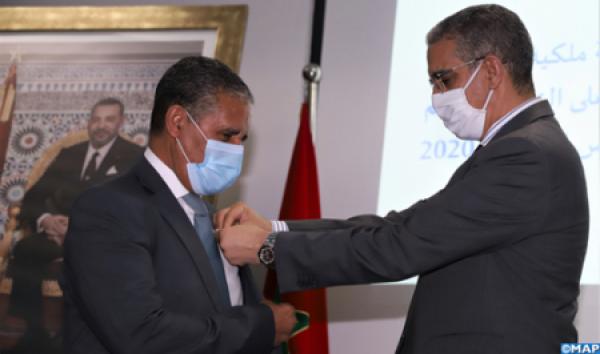 تسليم أوسمة ملكية لفائدة موظفين بوزارة الرباح