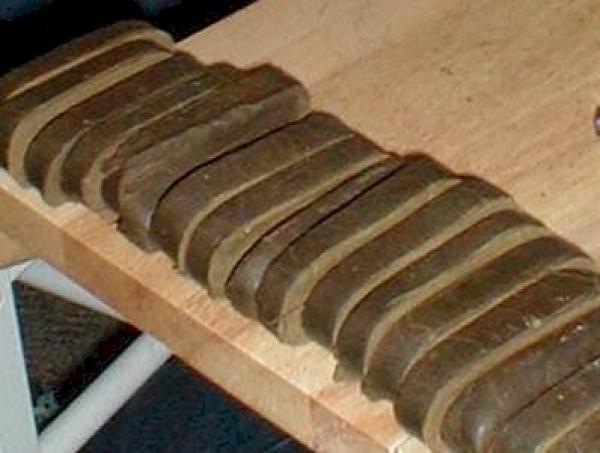 الشرطة الاسبانية تعتقل إماما مغربيا لحيازته كيلوغرامين من الحشيش