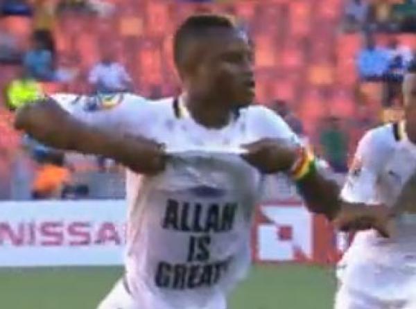 الغاني واكاسو يكشف عن عبارة "الله أكبر" بعد هدفه في مالي !