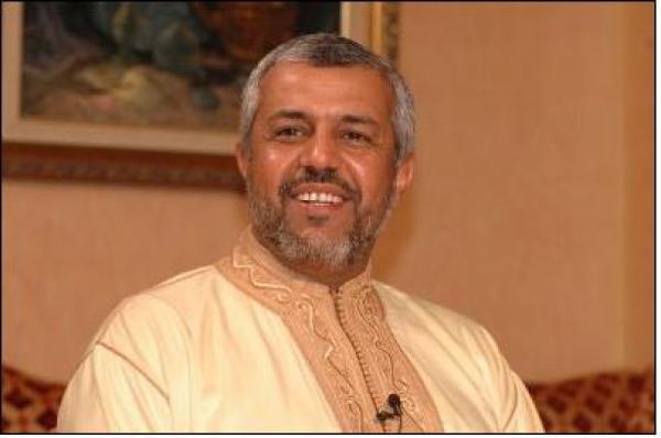 الانتربول يوقف صاحب قناة \'الحقيقة\' بالجزائر