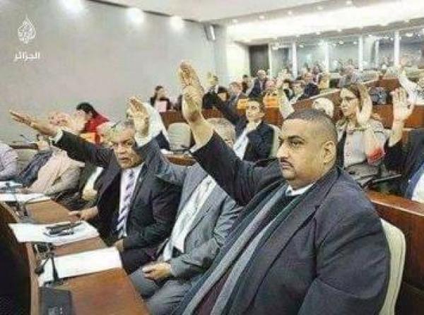 في جلسة تصويت مثيرة،نواب البرلمان الجزائري يرفضون حجب المواقع الإباحية
