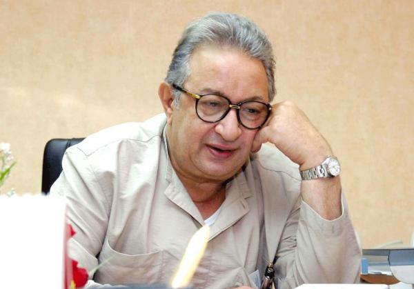 وفاة الفنان نور الشريف بعد صراع مع المرض عن عمر يناهز 74 عام