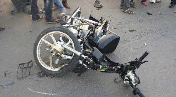 "كارو" يصطدم بدراجة نارية صينية ويرسل سيدة في حالة حرجة للمستعجلات