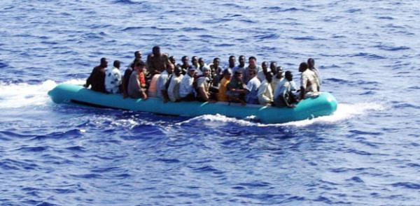 نجاة مغربيان من جحيم المحيط الأطلسي في قصة "هوليودية" من مآسي الهجرة السرية