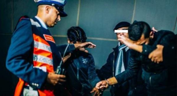 البيضاء .. هكذا تمت الاطاحة  بالشخص الذي ظهر في فيديو يقتحم منزلا ويسرق حقيبة