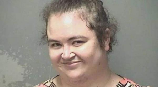 " مجرمة عبقرية".. أمريكية تنتحل صفة قاضية لتزوِّر ملفها الجنائي في تجارة المخدرات