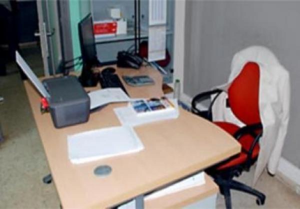 بعد ثماني سنوات من تطبيقه، الحكومة تجري دراسة لمراجعة عيوب التوقيت المستمر