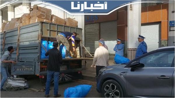 المصالح الجمركية تحجز ملابس مزورة لماركات عالمية بقلب الدار البيضاء