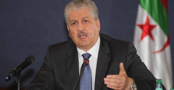 في تسريب صوتي منسوب له.. رئيس حملة بوتفليقة الرئاسية يهدد باستخدام السلاح