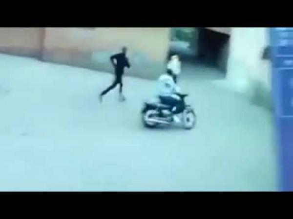 لصان يسرقان فتاة بمدينة مراكش