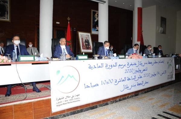 كورونا تتغلب على "السياسة" وتدفع مجلس جهوي إلى إحداث مستشفى جامعي وكلية الطب