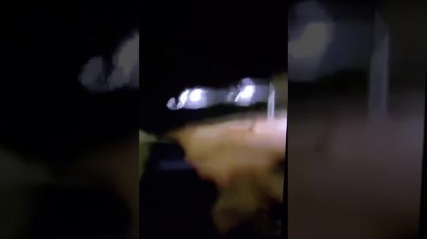 لحظة سقوط صواريخ إيران على قاعدة عين الأسد الأمريكية في العراق