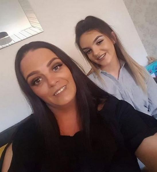 تتوقف عن تناول الطعام سنة كاملة بسبب نعتها بالبدينة