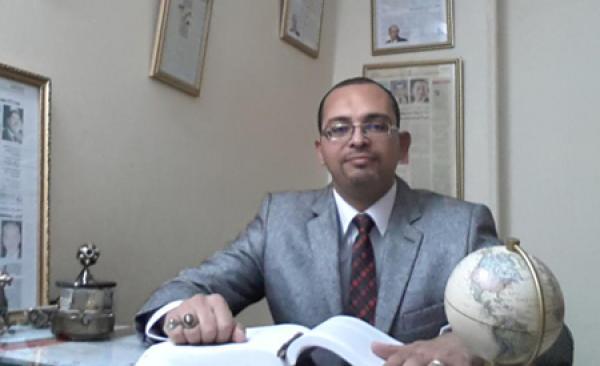 الفلكي أحمد شاهين يتنبأ بضرب الكعبة بصواريخ سكود خلال عام (فيديو)