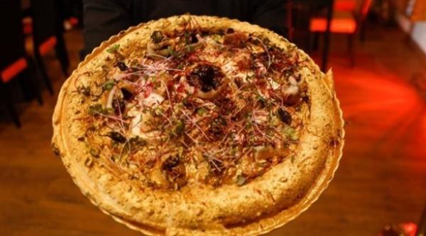 مطعم يحطم الرقم القياسي لأغلى بيتزا في أفريقيا