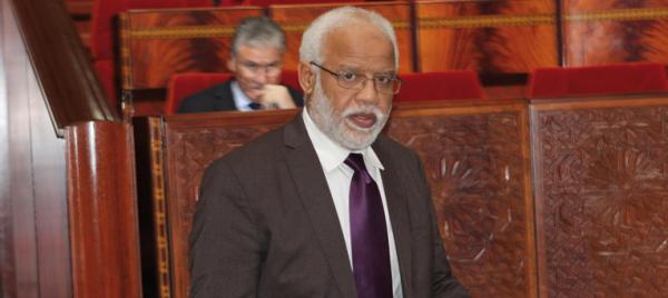 يتيم يرد بسرعة على نائبة حزبه التي ادعت زيارة باها لها في المنام