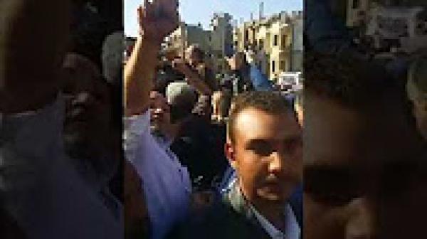 مظاهرات تخرج من جامع الأزهر تجوب شوارع القاهرة ضد قرار ترمب