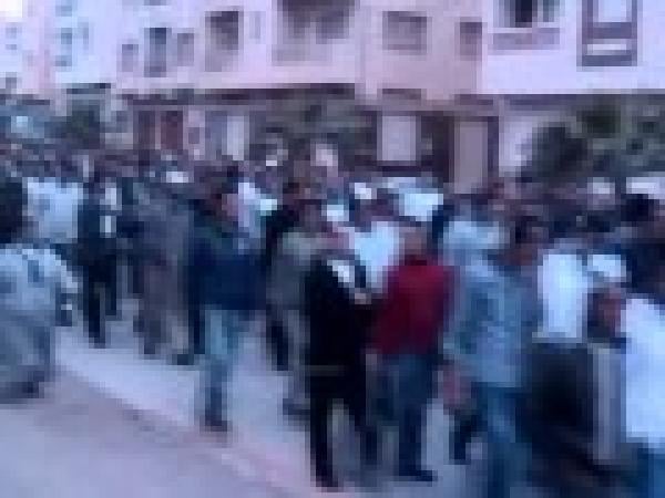 أمواج بشرية في مسيرة بني بوعياش