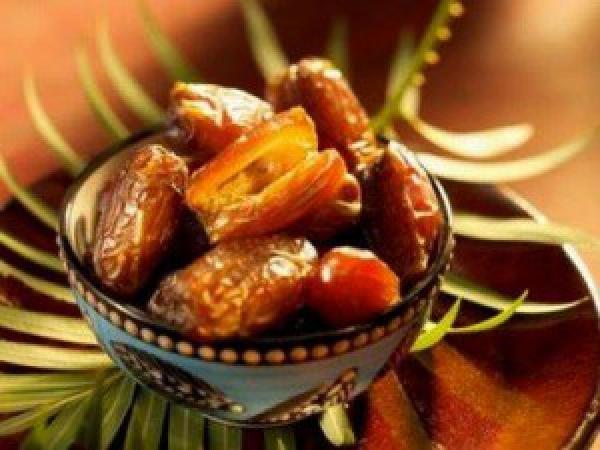ما فوائد التمر فى رمضان؟