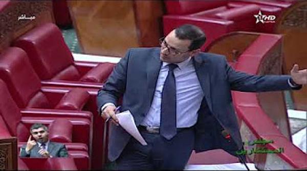 الصمدي: الحكومة مقبلة علي توظيف 20000 أستاذ متعاقد