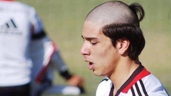 صورة : أسوأ قصة شعر في التاريخ!