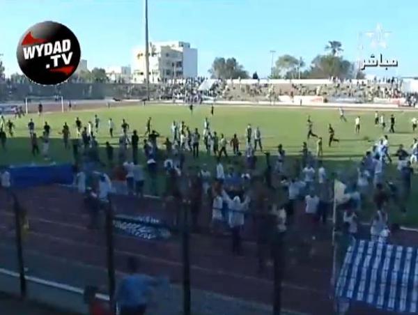 اعمال شغب و تخريب في مباراة إتحاد طنجة - شباب المسيرة