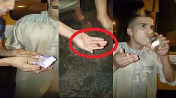 شاب مغربي يتحدى أصدقائه في أكل سراق الزيت مقابل 30 درهم
