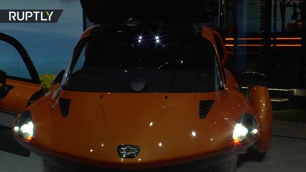 تعرف على أول سيارة طائرة في العالم