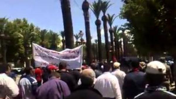 مسيرة في مدينة فاس تطالب برحيل العمدة شباط