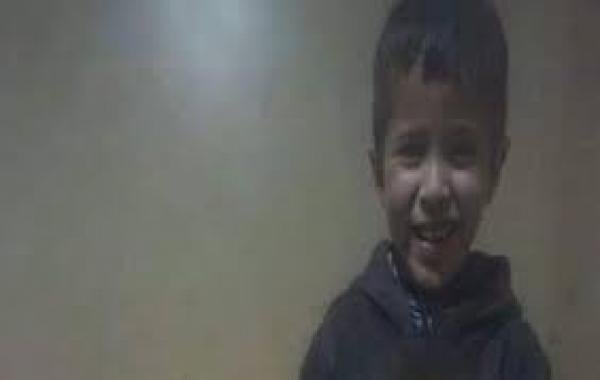 "فيسبوك" يحجب صورة الطفل "ريان" داخل البئر