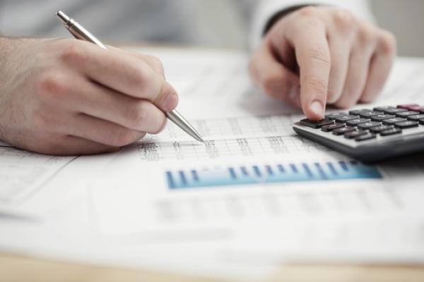 انخفاض عجز الميزانية ب 1,9 في المائة في سنة 2013