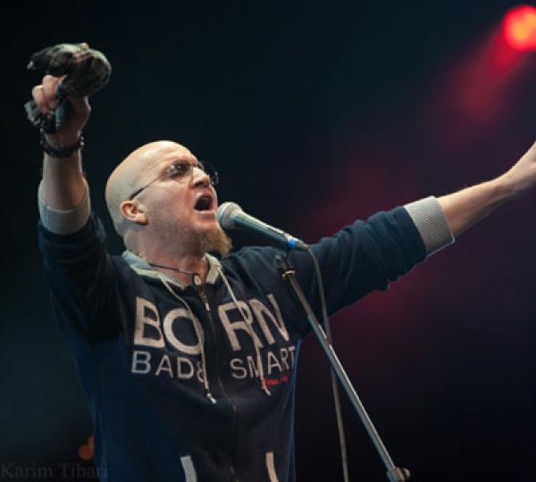 اصابة عناصر الأمن والمواطنين في أعمال شغب بسهرة الشاب بلال بمهرجان الفقيه بن صالح